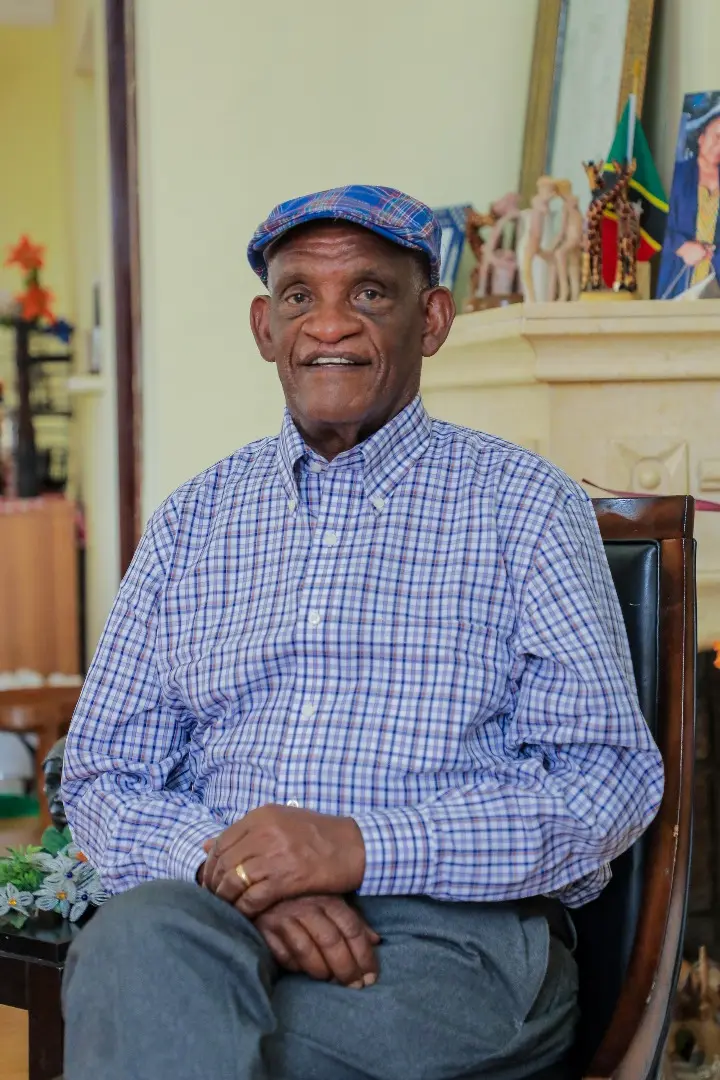 Dr. Isaac Bekalo Bateno